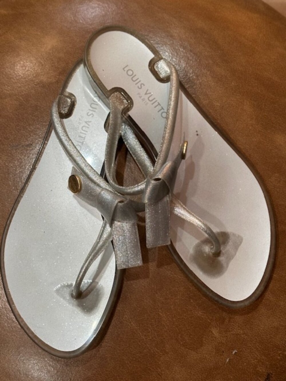 Louis Vuitton Jelly Sea Star Thong Sandals Silver size 8.5 - Picture 2 of 3